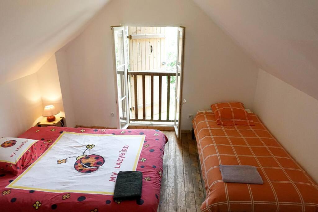 Gite Au Coeur D'Une Residence D'Artiste Saint-Aubin-de-Bonneval Kültér fotó